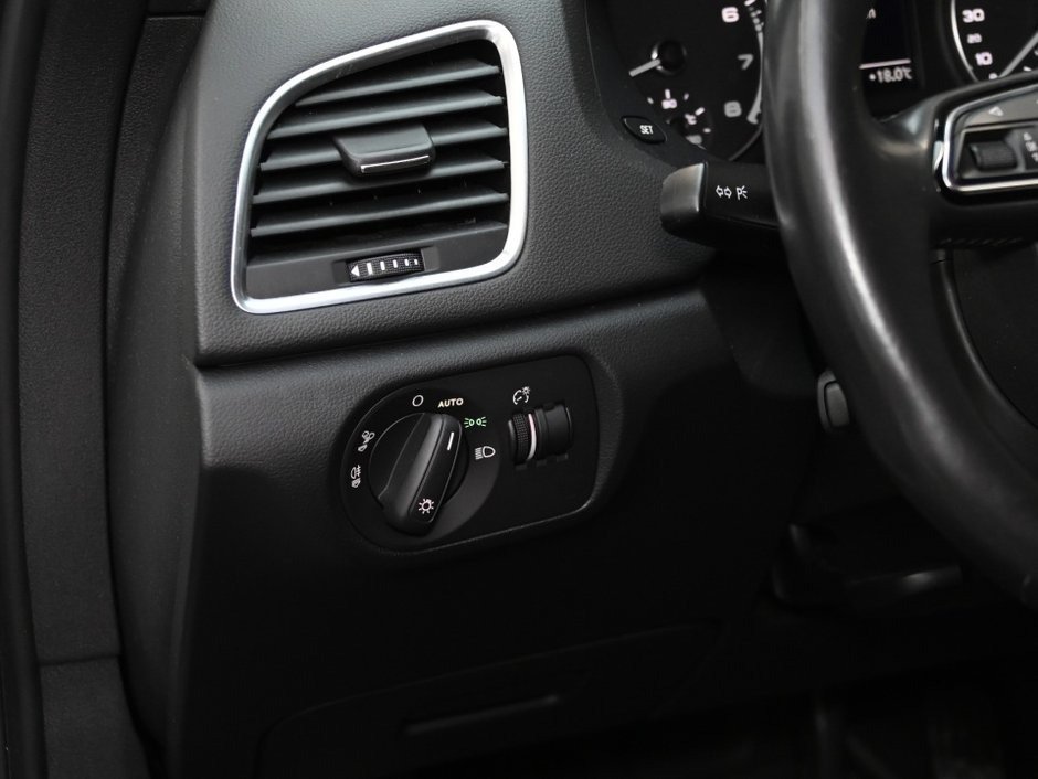 2017 Audi Q3 Komfort-18