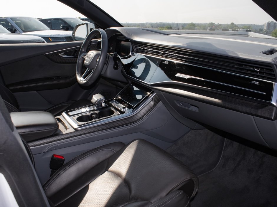 Audi Q8 Technik 2020-28