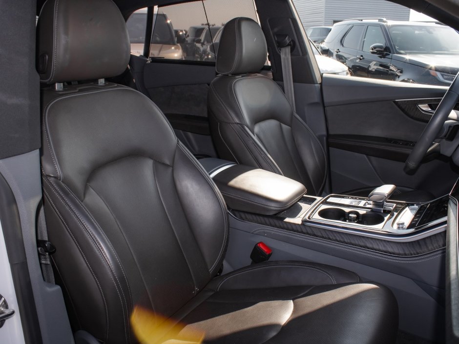 Audi Q8 Technik 2020-29