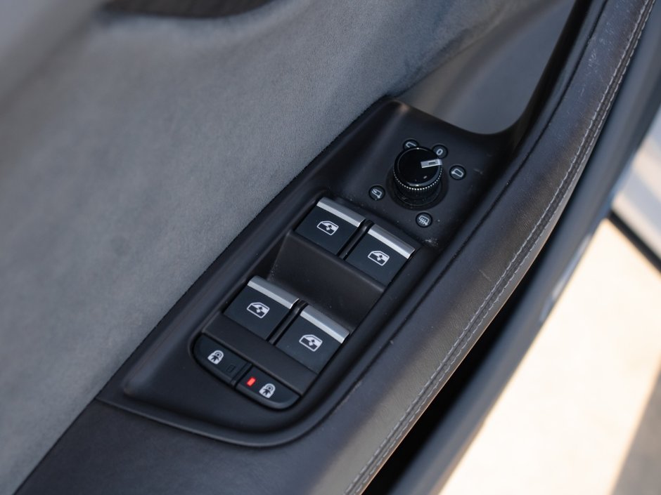 Audi Q8 Technik 2020-10
