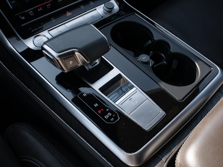 Audi Q8 Technik 2020-23