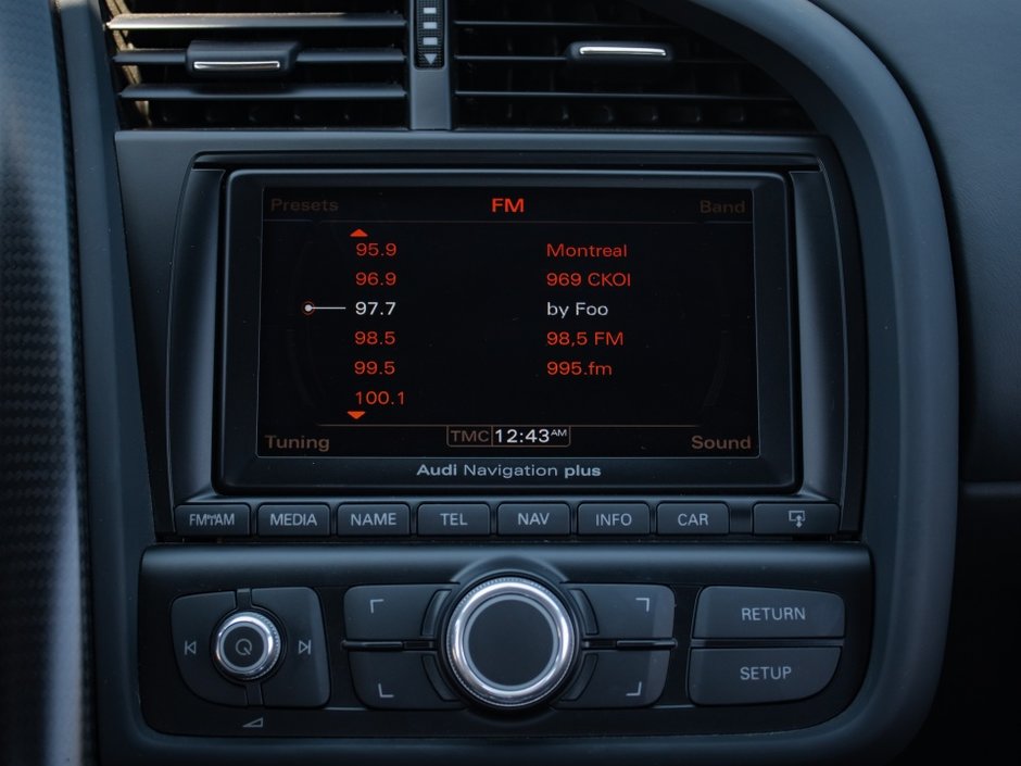 2012 Audi R8 5.2L GT-20