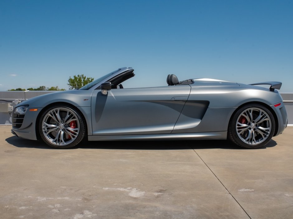2012 Audi R8 5.2L GT-3