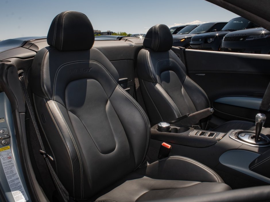 2012 Audi R8 5.2L GT-24