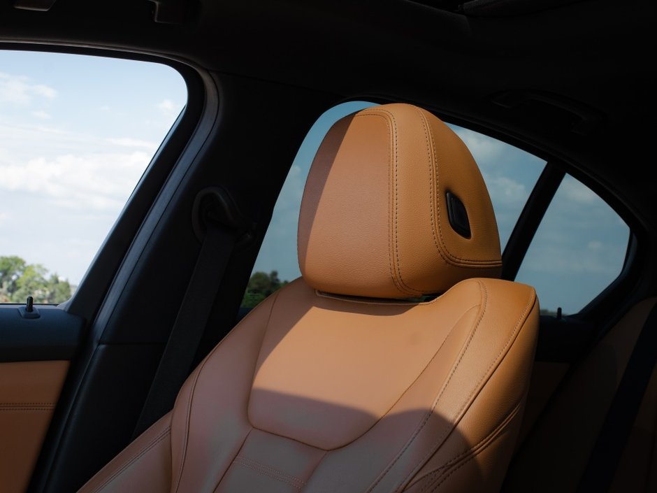 2020 BMW 3 Series M340i xDrive-32