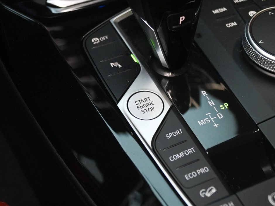 2024 BMW X3 M40i xDrive-23