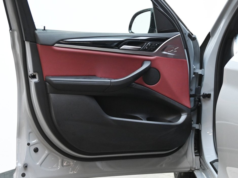 2024 BMW X3 M40i xDrive-8