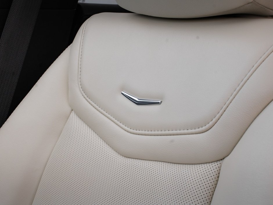 Cadillac XT5 Sport AWD 2020-28