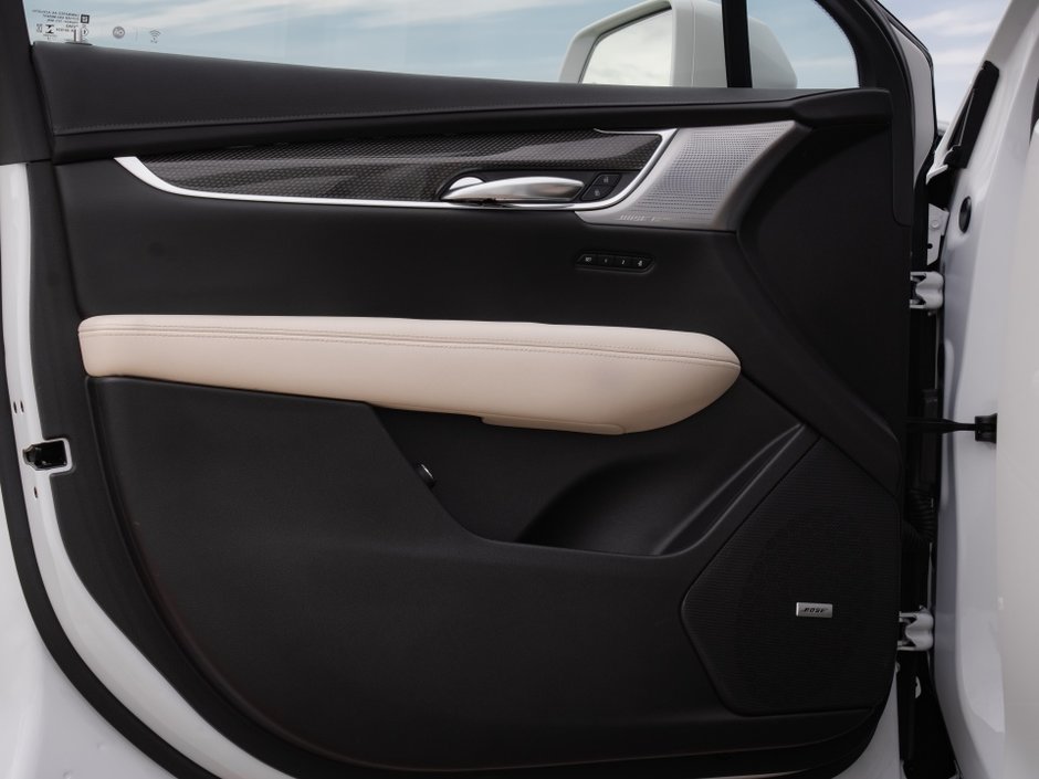 Cadillac XT5 Sport AWD 2020-7