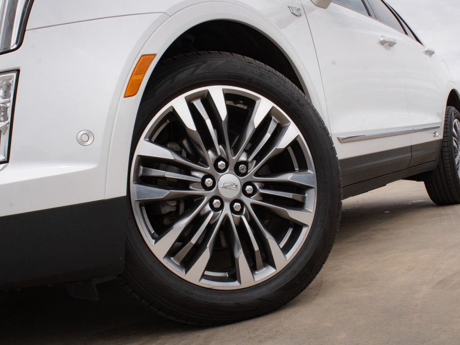 Cadillac XT5 Sport AWD 2020-38