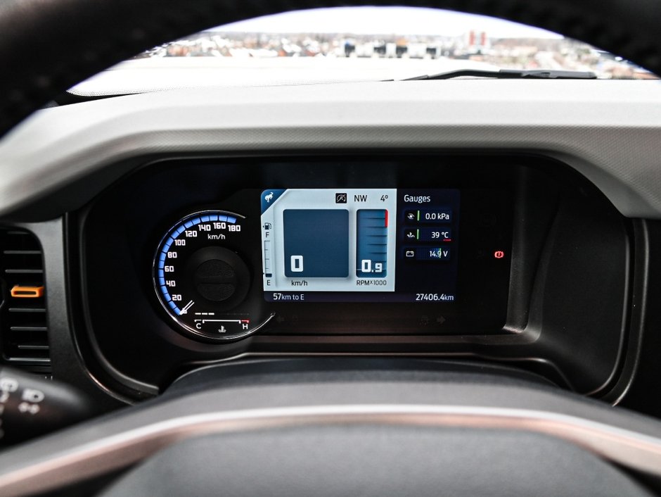 Ford Bronco Badlands 2023-14