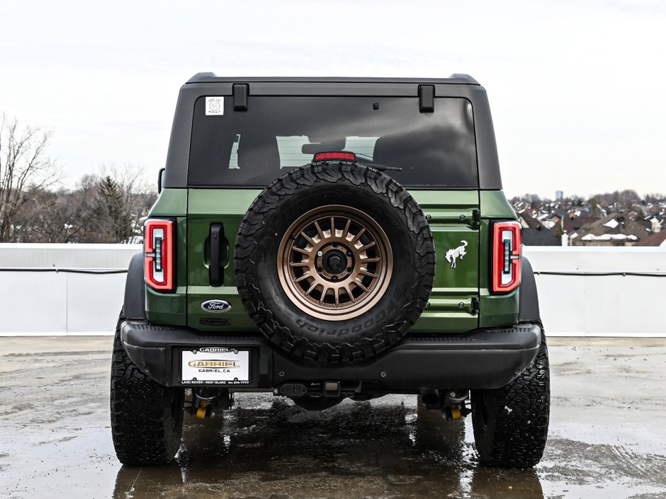 Ford Bronco Badlands 2023-4