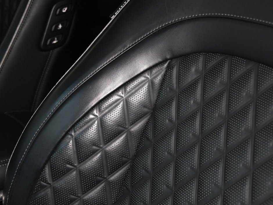 2023 GENESIS GV60 Advanced-33