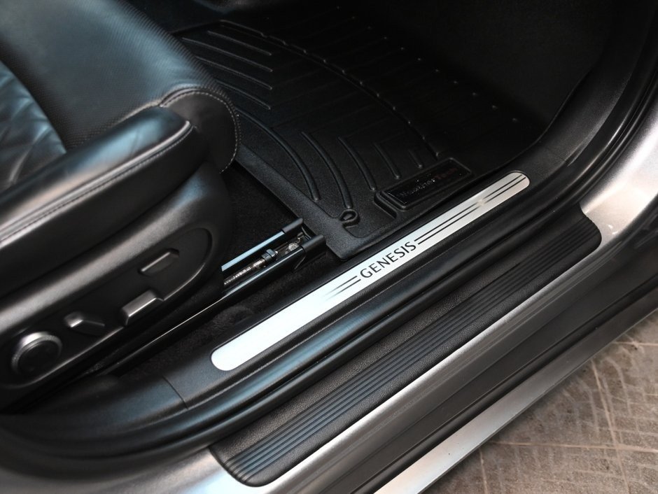 2023 GENESIS GV60 Advanced-14