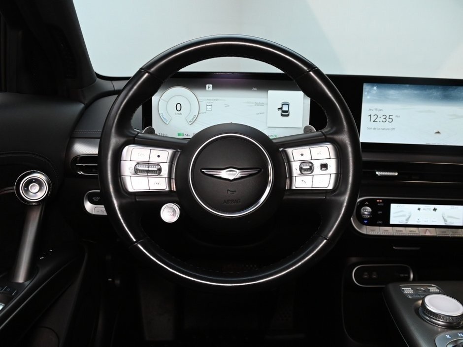 2023 GENESIS GV60 Advanced-24