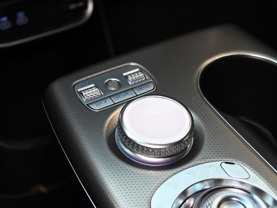 2023 GENESIS GV60 Advanced-21