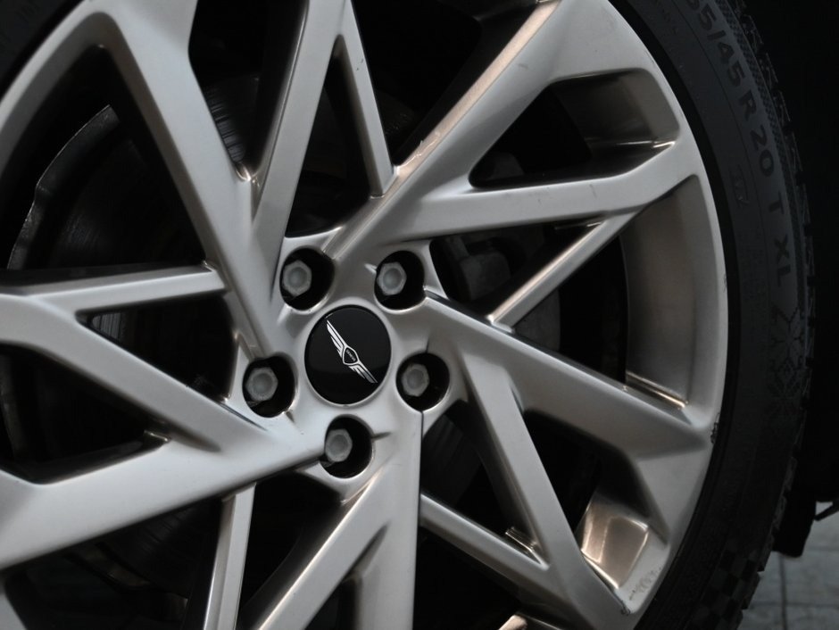 2023 GENESIS GV60 Advanced-36