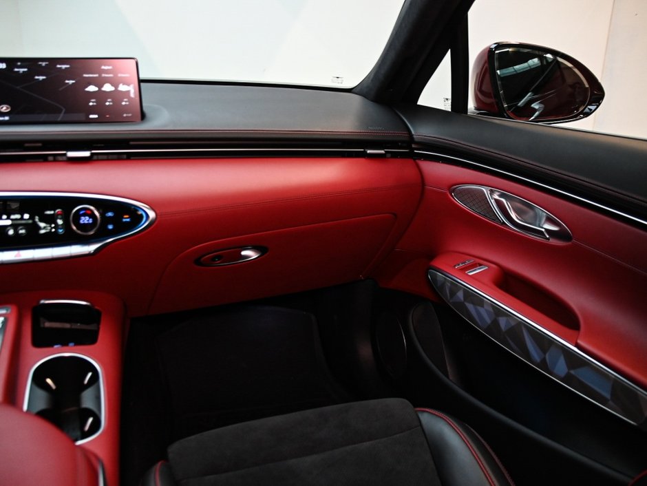 GENESIS GV70 2.5T Prestige 2022-30