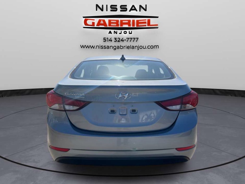 Hyundai Elantra Sport Appearance 2015-4