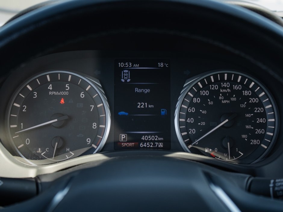 2021 Infiniti Q60 LUXE-19