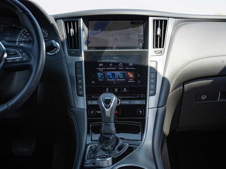 2021 Infiniti Q60 LUXE-15