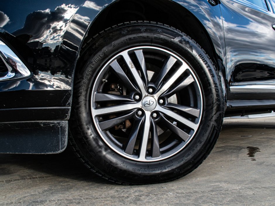 Infiniti QX60 PURE 2019-32