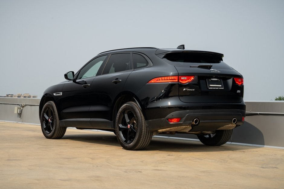 Jaguar F-PACE 35t Premium 2017-1