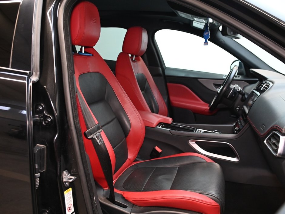 2018 Jaguar F-PACE S-28