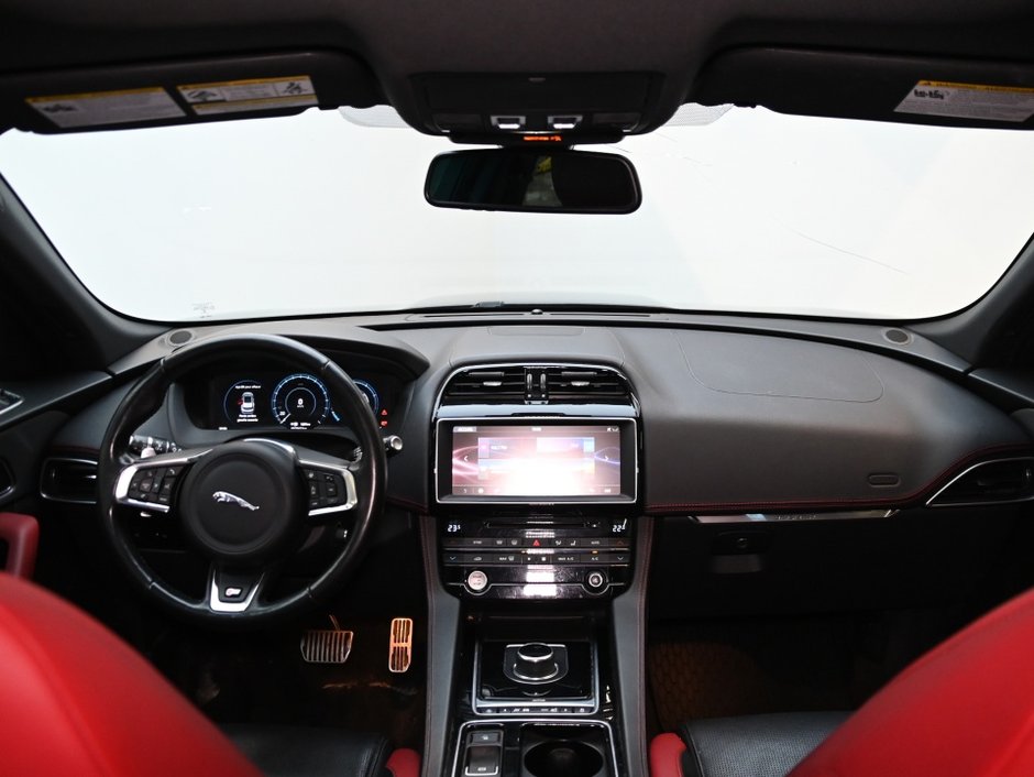 2018 Jaguar F-PACE S-12