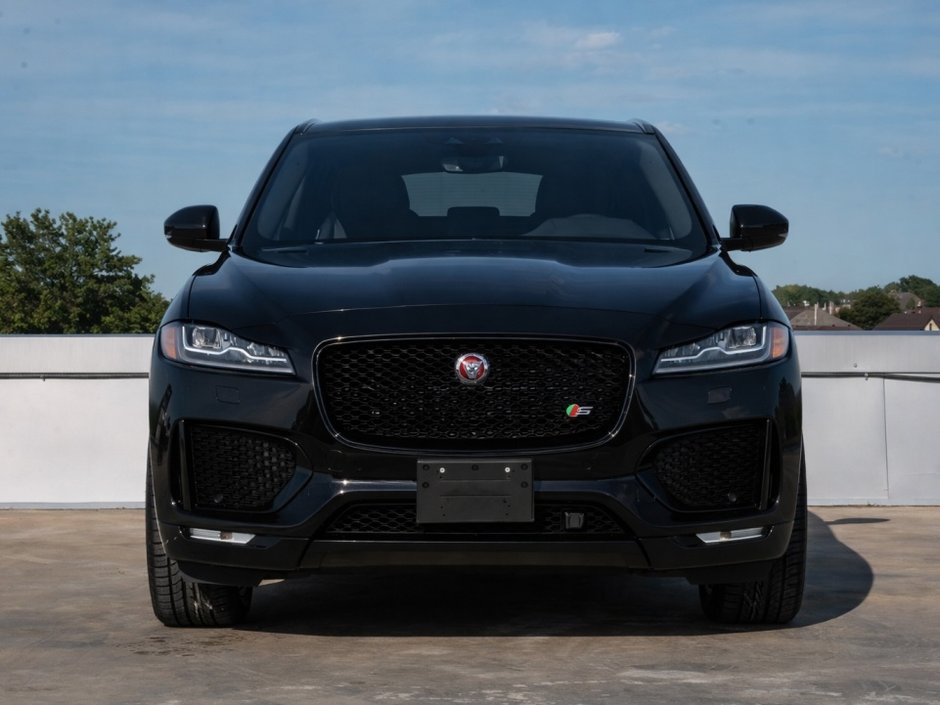 2018 Jaguar F-PACE S-6