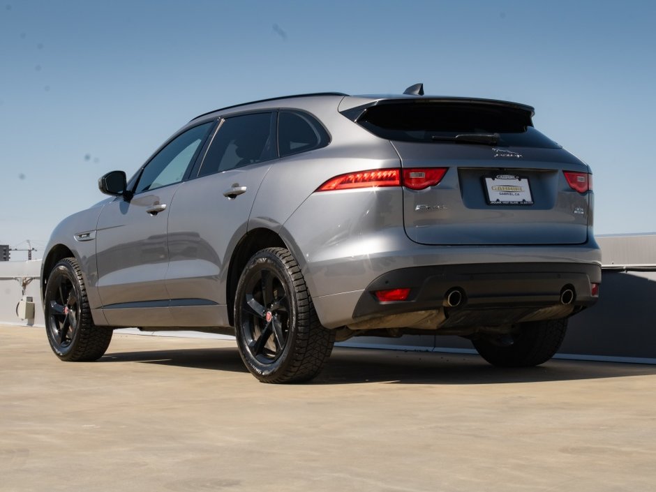 2020 Jaguar F-PACE R-Sport-1