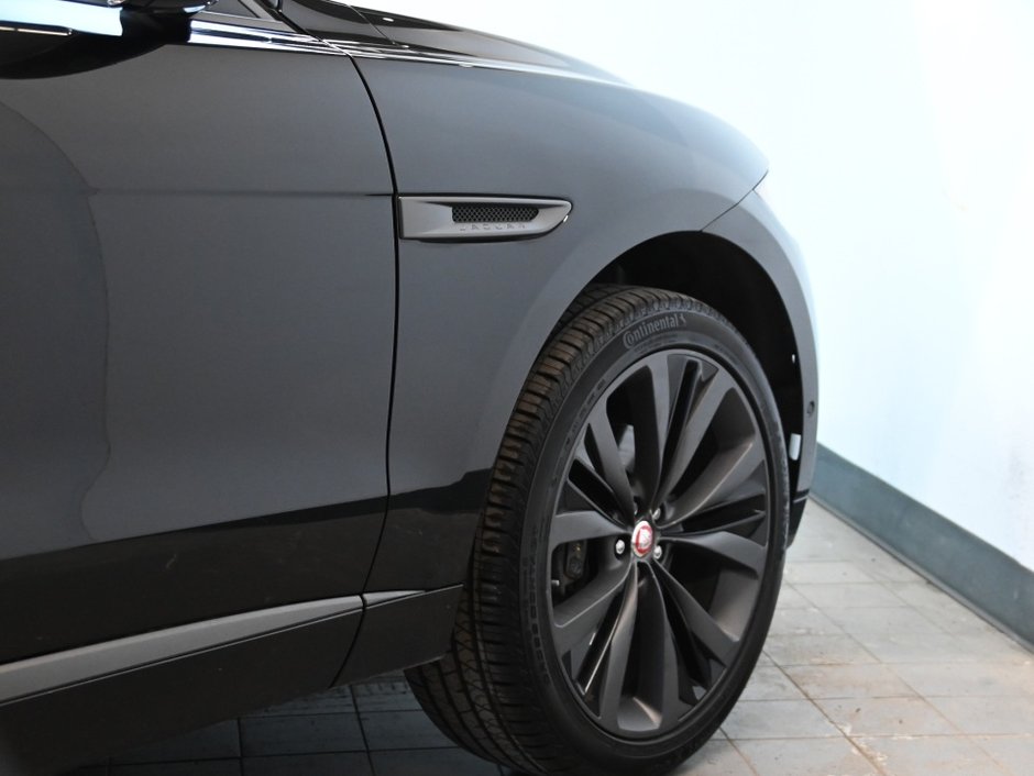 Jaguar F-PACE 300 Sport 2020-30