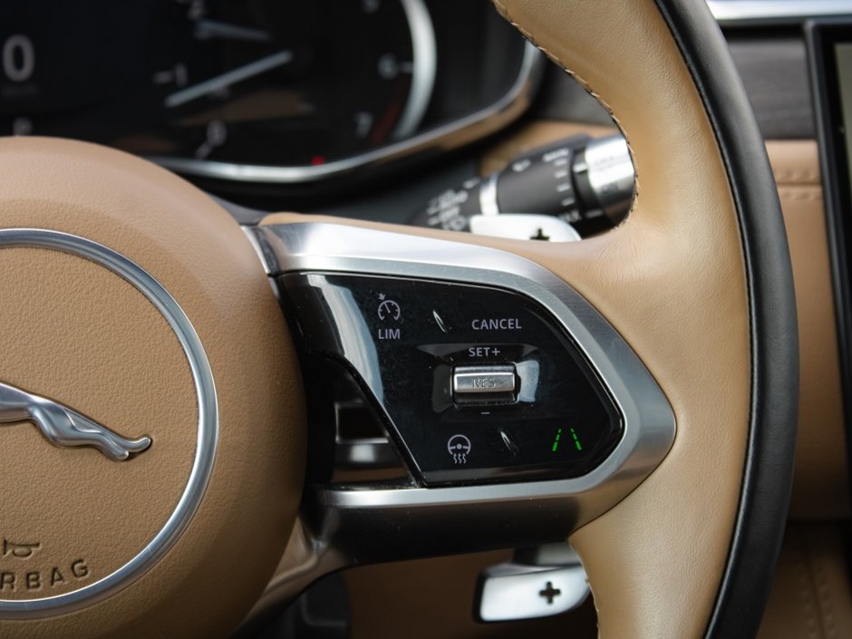 2021 Jaguar F-PACE P250 S-16