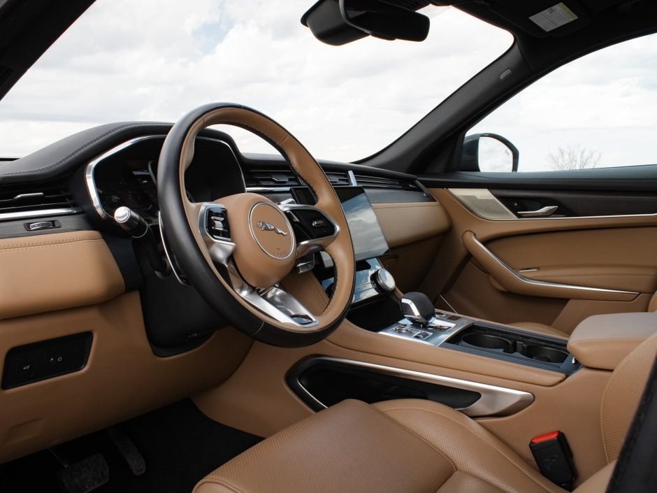 2021 Jaguar F-PACE P250 S-2
