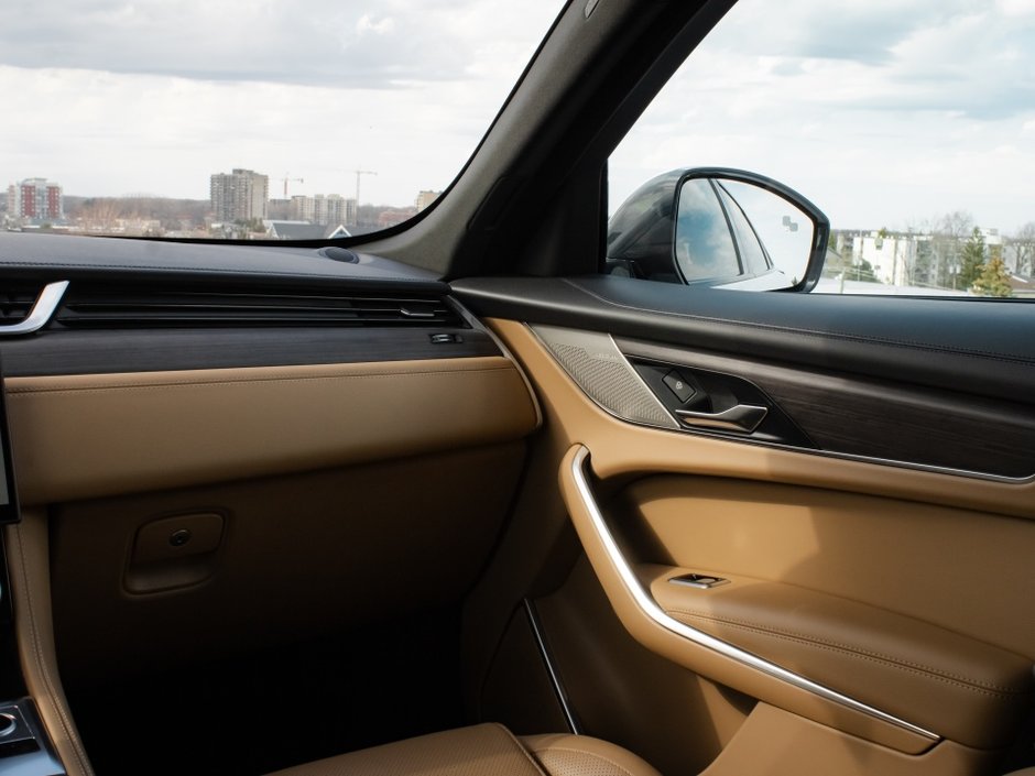 2021 Jaguar F-PACE P250 S-24