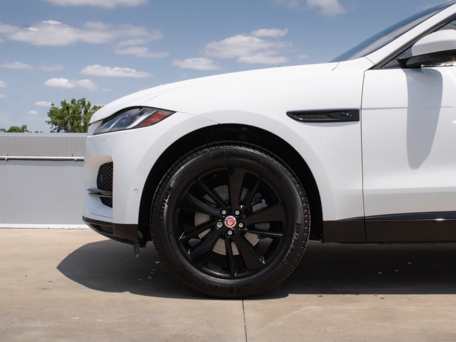 2021 Jaguar F-PACE P250 S-7