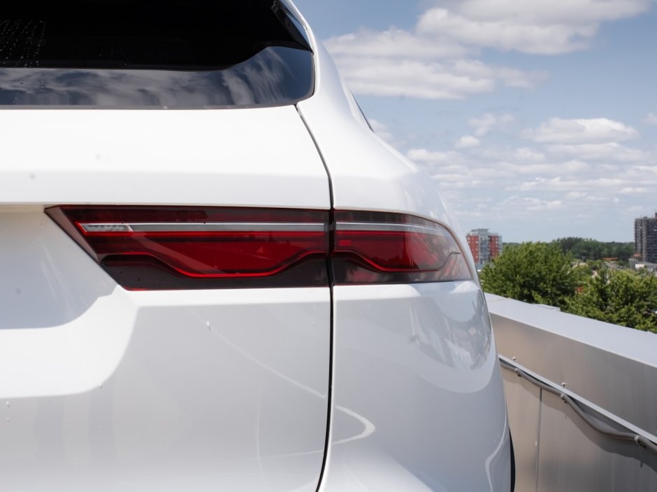 2021 Jaguar F-PACE P250 S-33