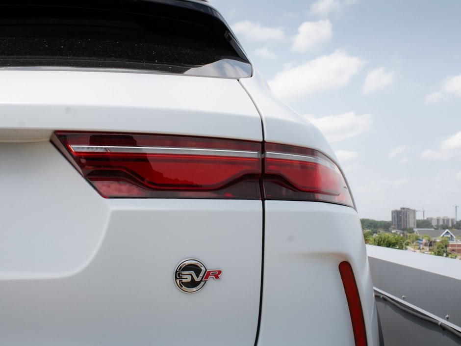 2021 Jaguar F-PACE P550 SVR-37