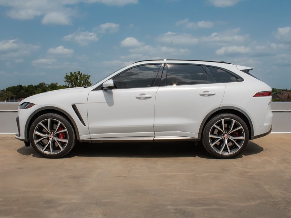 2021 Jaguar F-PACE P550 SVR-4