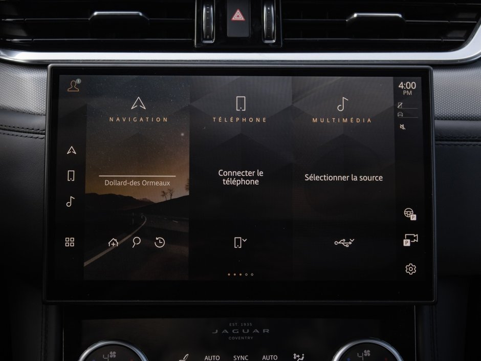 Jaguar F-PACE P550 SVR 2021-8