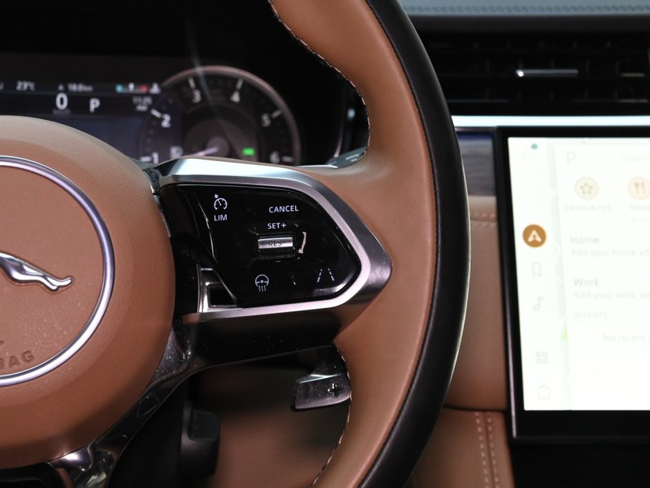 2022 Jaguar F-PACE P250 S-18