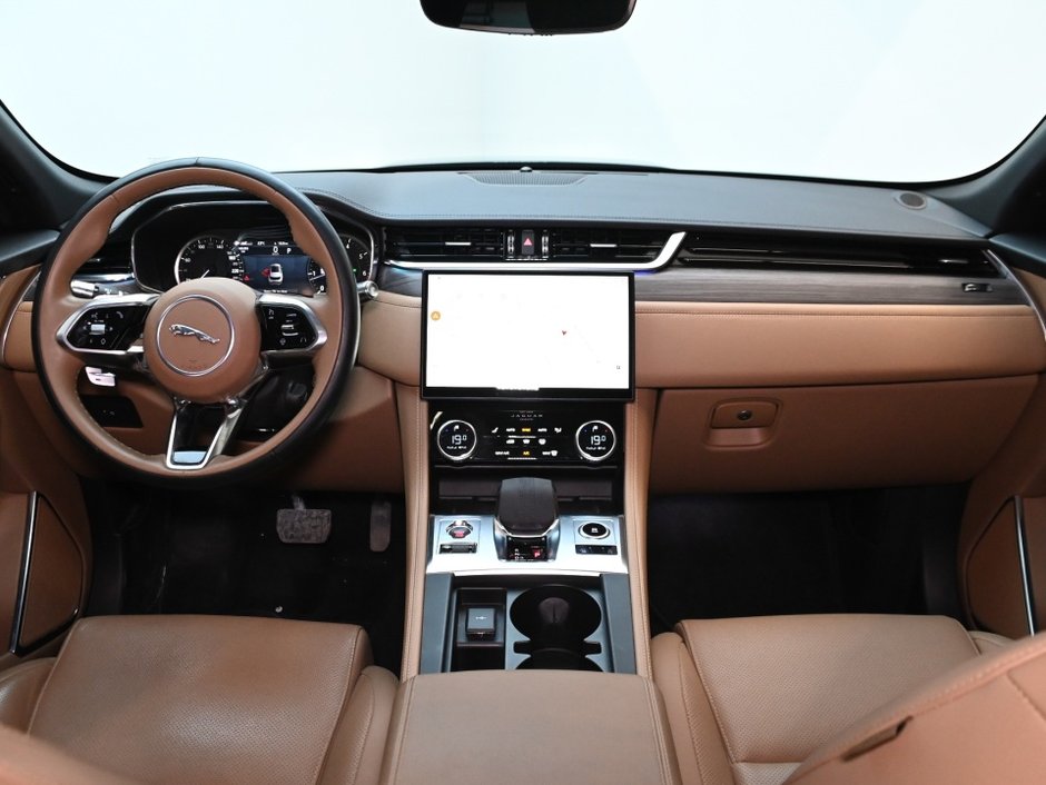 2022 Jaguar F-PACE P250 S-14