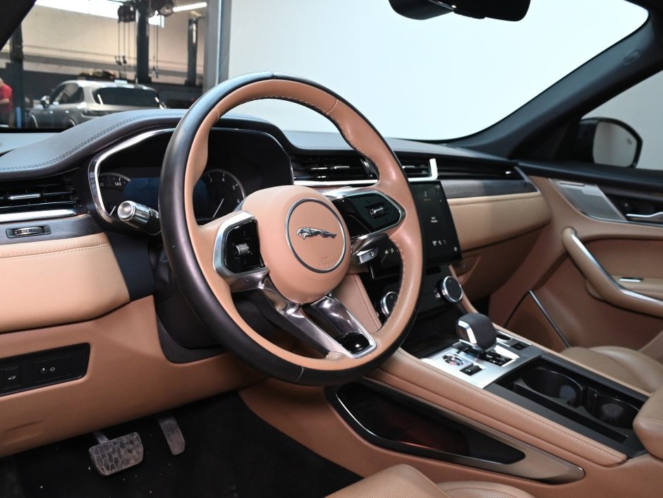 2022 Jaguar F-PACE P250 S-2