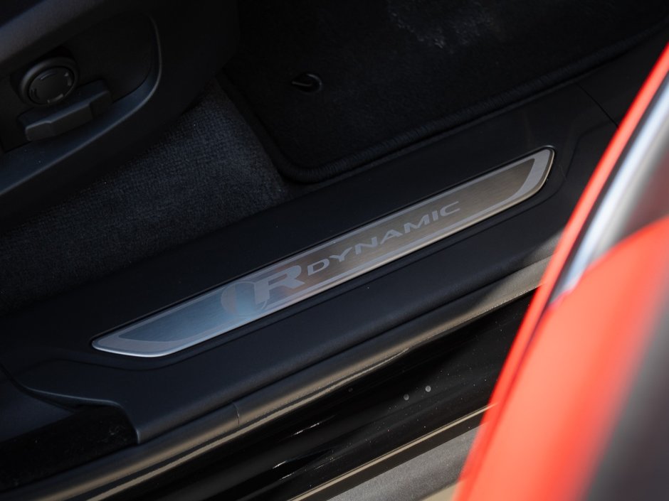Jaguar F-PACE R-Dynamic S 2023-28