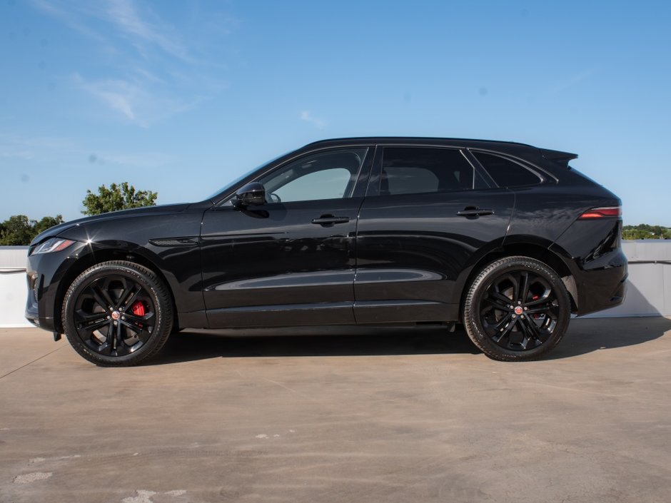 Jaguar F-PACE R-Dynamic S 2023-4