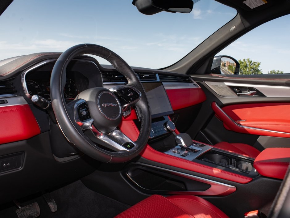 Jaguar F-PACE R-Dynamic S 2023-2