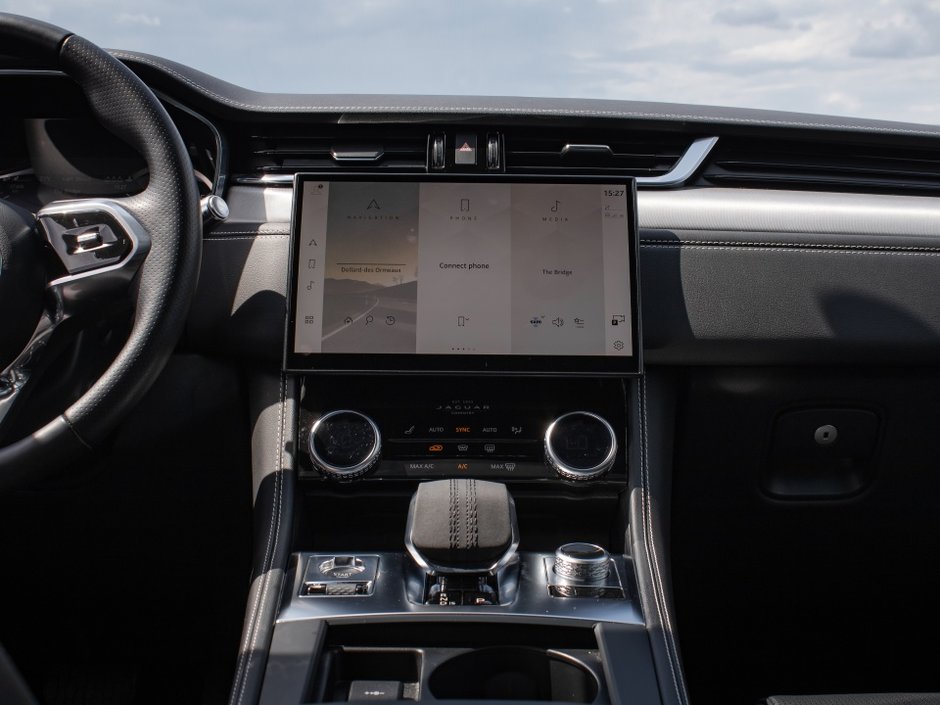 Jaguar F-PACE R-Dynamic S 2023-15