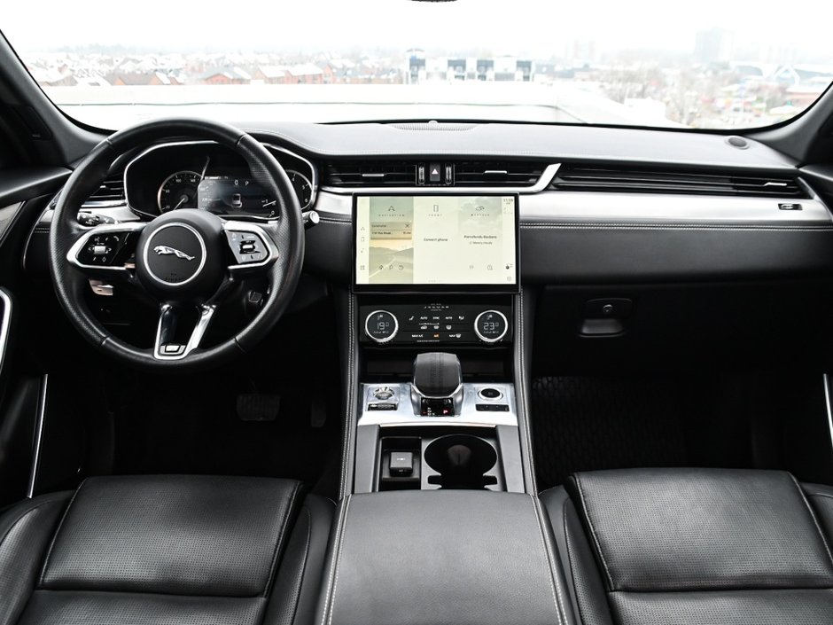 2023 Jaguar F-Pace R-DYNAMIC S/4.80% WITH CERTIFICATION-13