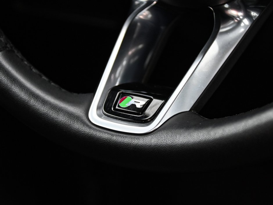 2023 Jaguar F-Pace R-DYNAMIC S/4.80% WITH CERTIFICATION-26