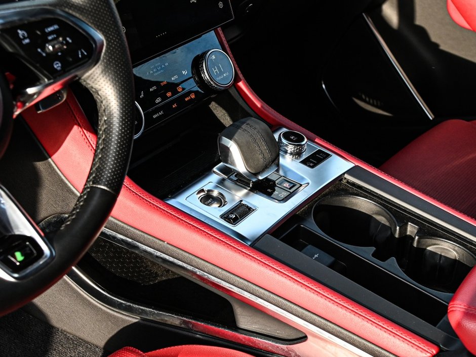 2023 Jaguar F-PACE R-Dynamic S-13